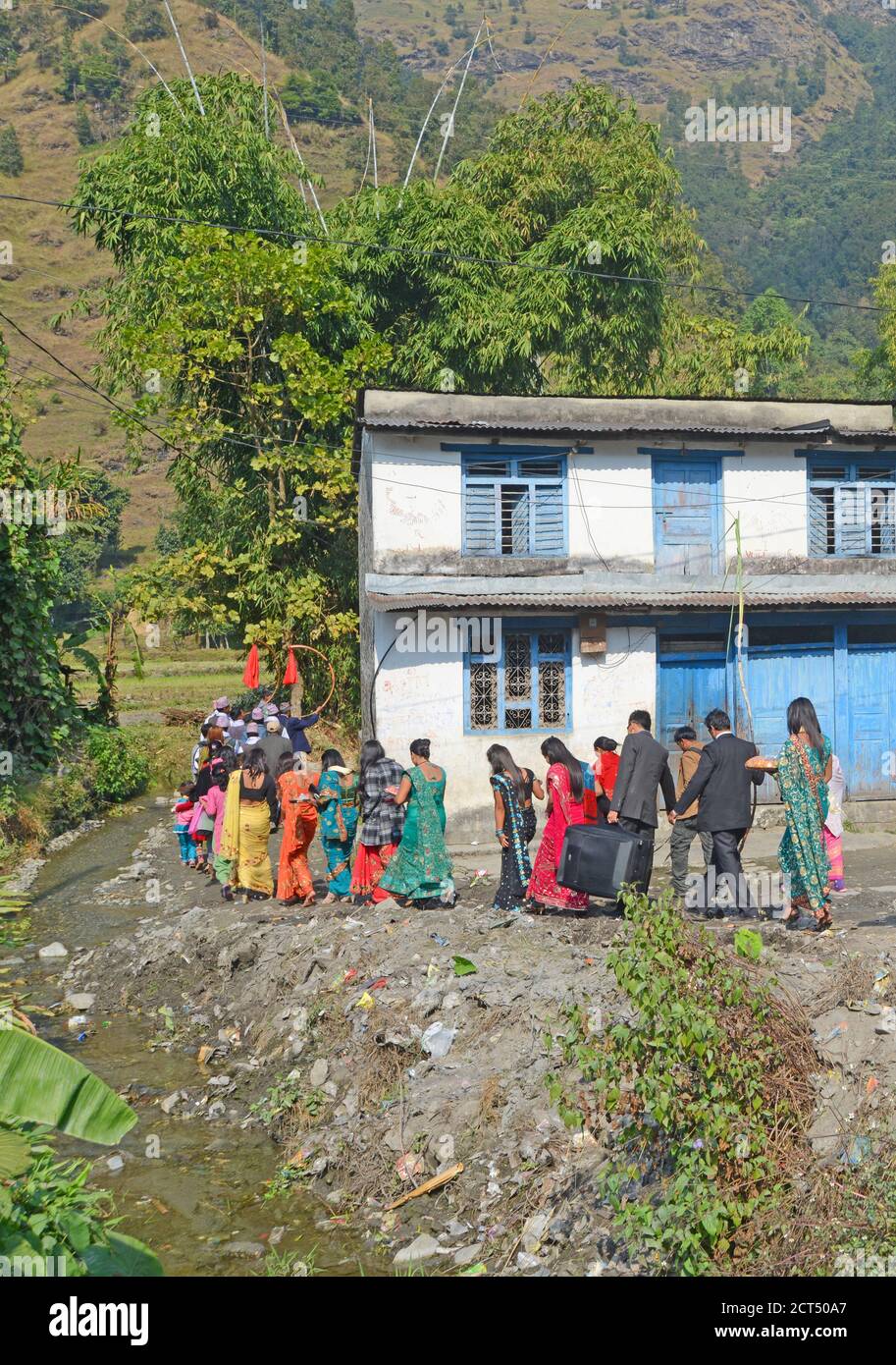 Défilé de mariage, vallée de Pokhara, Népal Banque D'Images