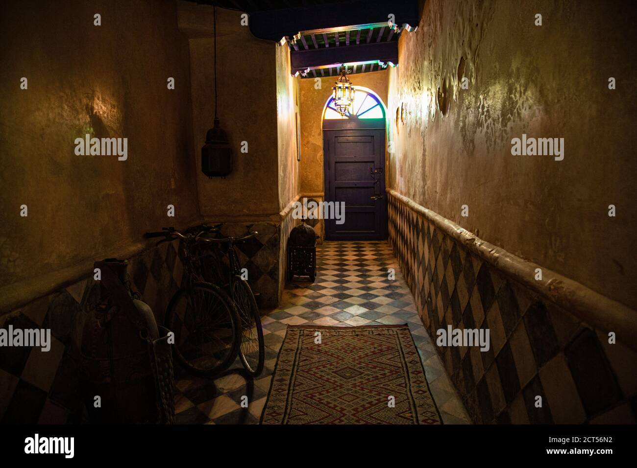 Intérieur de riad traditionnel, Essaouira, Maroc, Afrique du Nord Banque D'Images