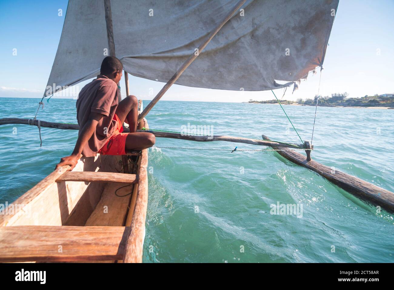 Pirogue, un bateau à voile malgache traditionnel, Ifaty, Madagascar, Afrique Banque D'Images