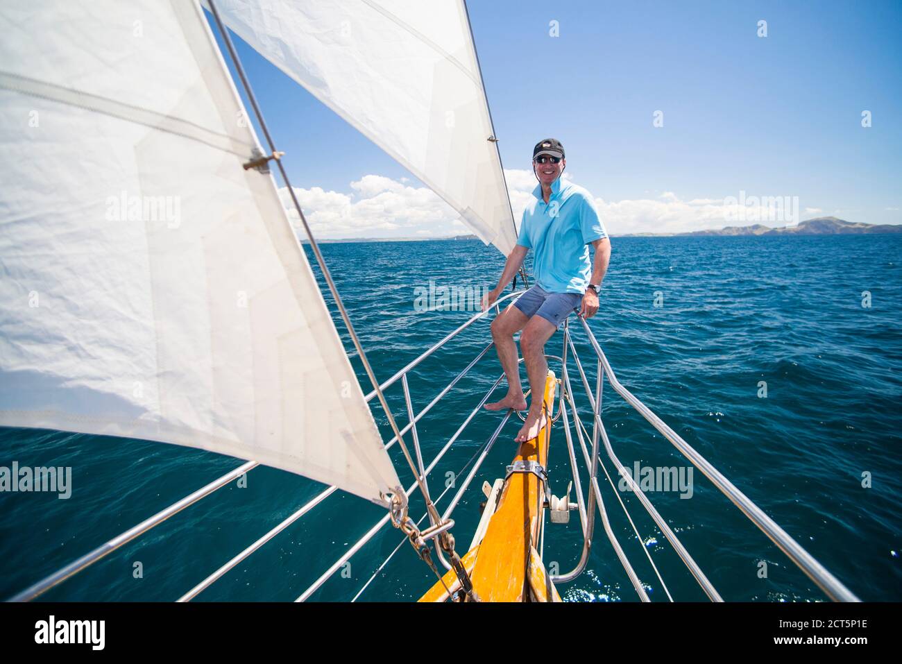 Tourisme lors d'une excursion en bateau à voile dans la baie des îles, au départ de Russell, Northland Region, North Island, Nouvelle-Zélande Banque D'Images