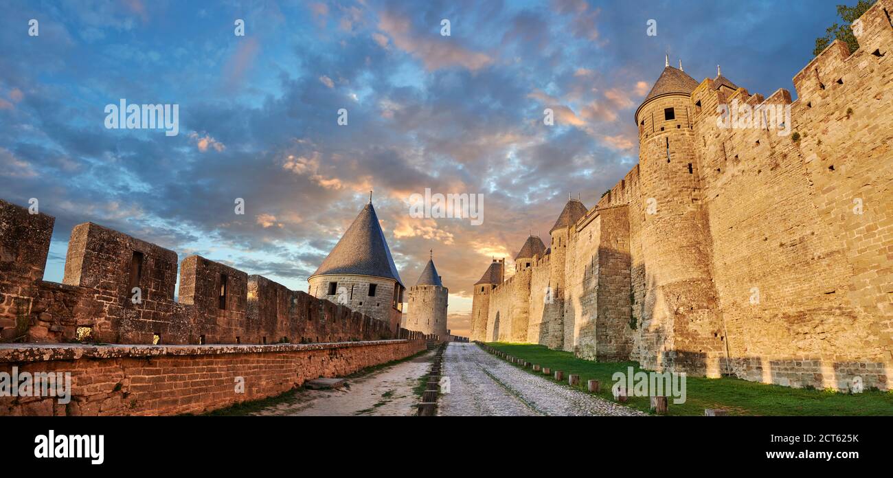 Fortifications médiévales et remparts de Carcasonne, Carcasonne France Banque D'Images