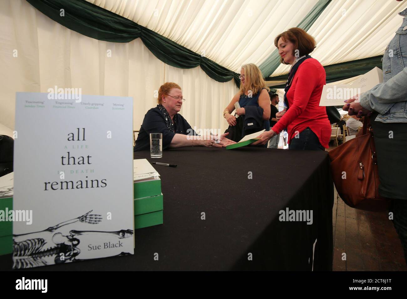 Boswell Book Festival, Dumfries House, Cumnock Ayrshire, Écosse, Royaume-Uni 12 mai 2019. Dame Susan Margaret Black DBE FBA FRPC FRAI est une anthropologue, anatomiste et universitaire en médecine légale écossaise. Elle est vice-chancelière pour l'engagement à l'Université de Lancaster. De 2005 à 2018, elle a été professeur d'anatomie et d'anthropologie légale à l'Université de Dundee. Né le 7 mai 1961 (59 ans), Inverness Education: Université d'Aberdeen, Inverness Royal Academy Awards: Bourse de la Société royale d'Édimbourg le festival annuel du livre de Boswell est unique en ce qu'il est le seul festival du livre Banque D'Images