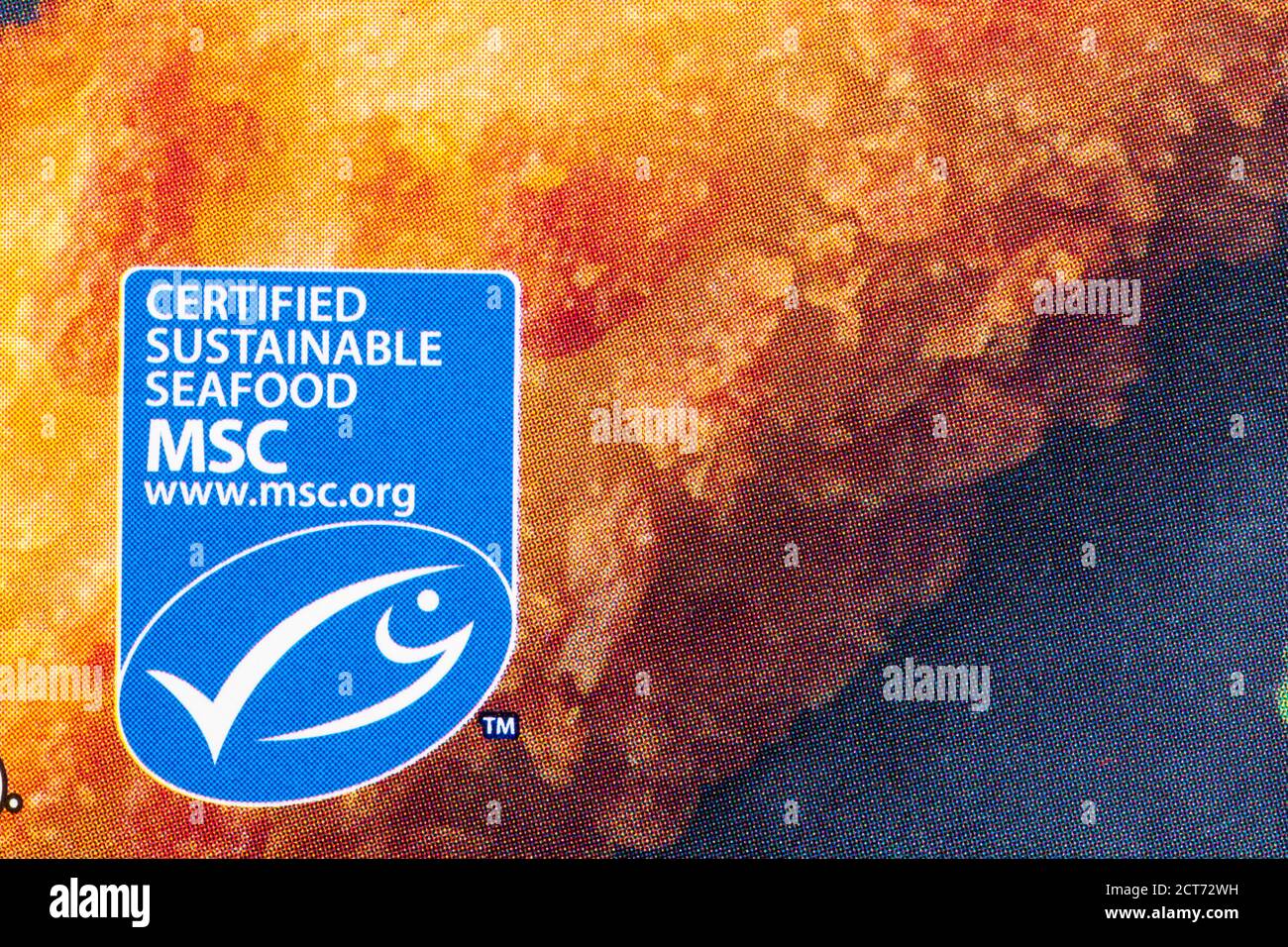 Logo MSC Certified Sustainable Seafood - informations sur le paquet de Captain Birds Eye 6 gros Fish Fingers extra large - conseil de gérance maritime Banque D'Images