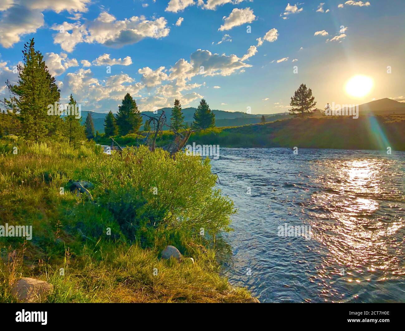Coucher de soleil sur la rivière Salmon près de Stanley Idaho. Banque D'Images