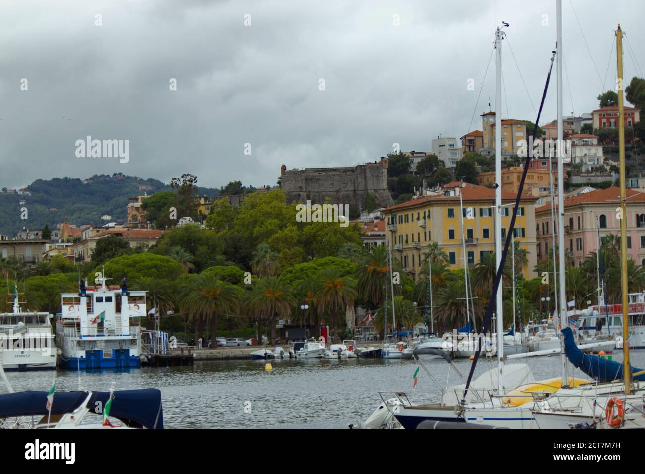 Paysage de Lerici dans le golfe des poètes, cinq terres, Italie Banque D'Images