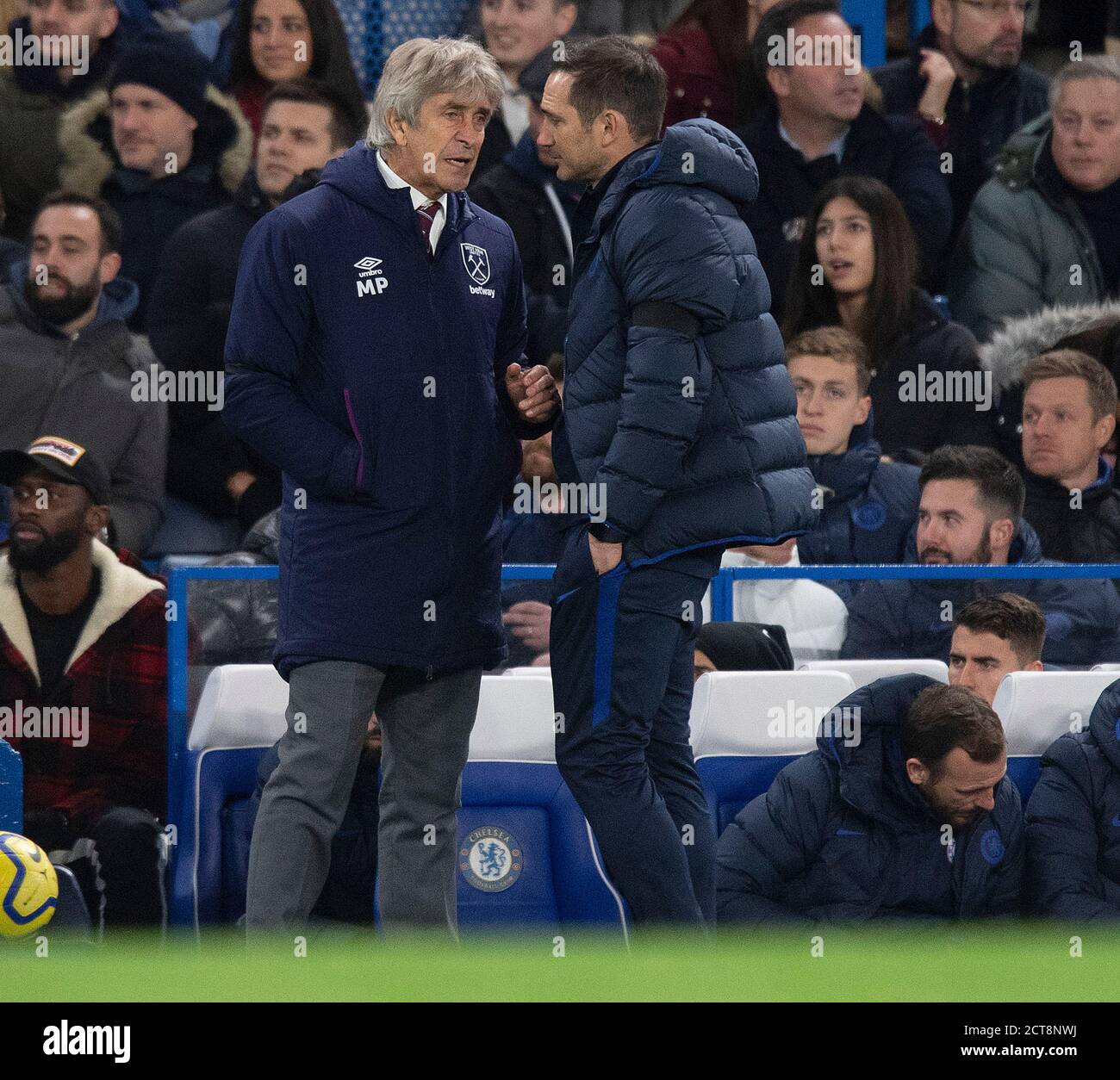 Manuel Pellegrini, directeur de West Ham United, et Frank Lampard, directeur de Chelsea, CRÉDIT PHOTO : © MARK PAIN / ALAMY Banque D'Images