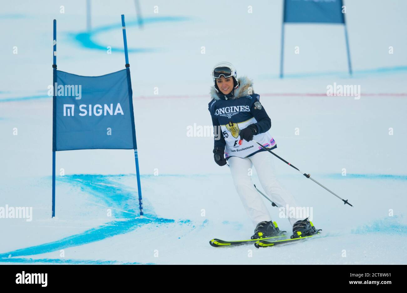 Fabiana Ecclestone (épouse de Bernie) participe à la course de ski de la Charité “Kitz Trophy” à Kitzbuhel, en Autriche. Photo : © Mark pain / Alamy Banque D'Images