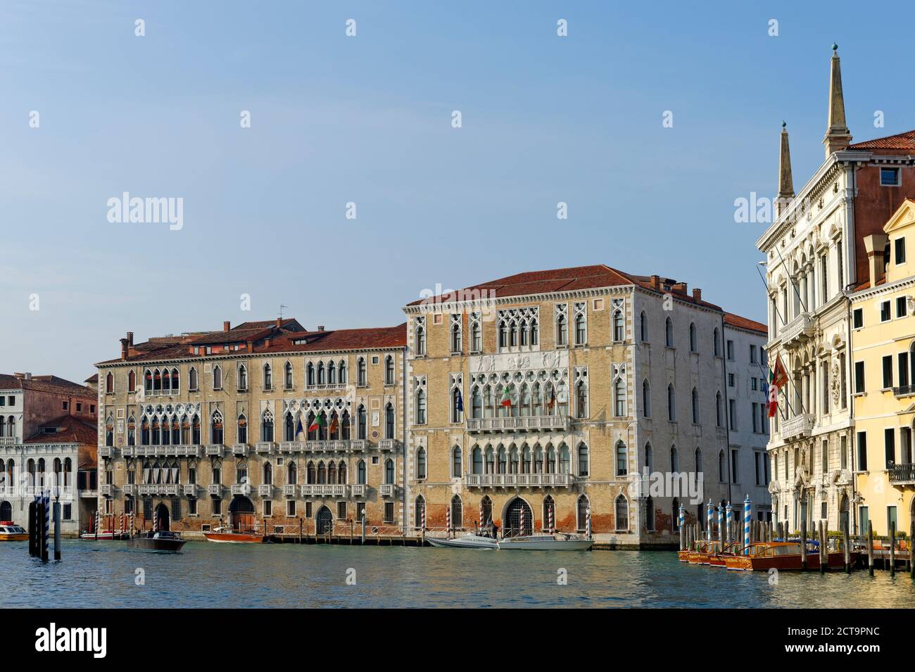 Italie, Vénétie, Venise, palais Ca' Foscari et Palazzo Giustinian au Canale Grande Banque D'Images