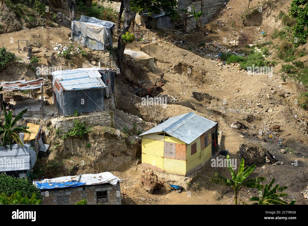 Haïti, Port-au-Prince, des huttes se sont déferlé au tremblement de terre de 2012 Banque D'Images