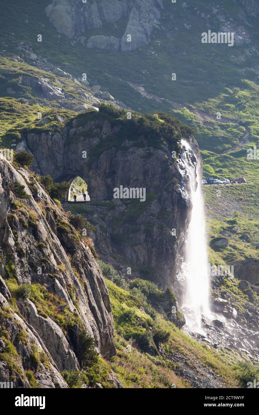 La Suisse, les Alpes d'Uri, des chutes d'eau à Susten Pass Banque D'Images