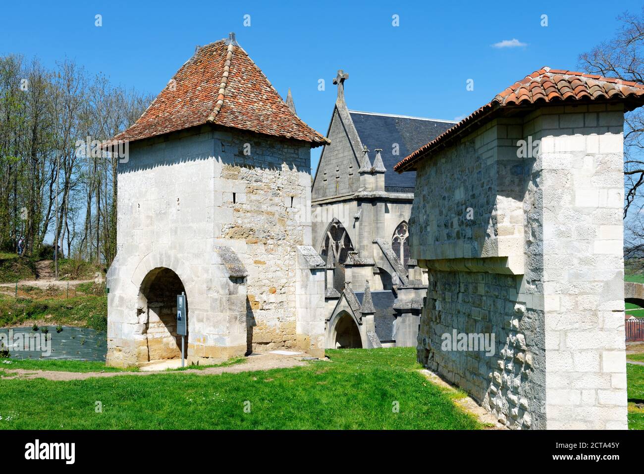 France, Lorraine, Vaucouleurs, ruines du château, à partir de la Jeanne d'Arc qui rode à Chinon Banque D'Images