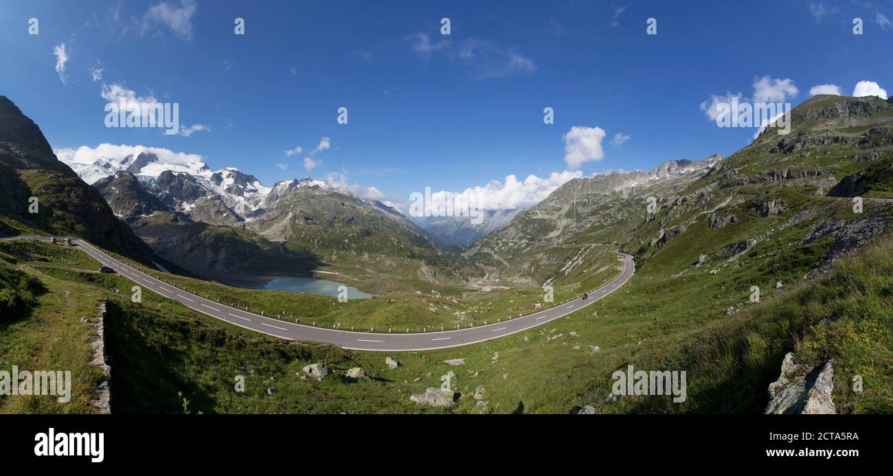 La Suisse, les Alpes d'Uri, Susten Pass et Centre Equestre cavalcade du Lac Banque D'Images