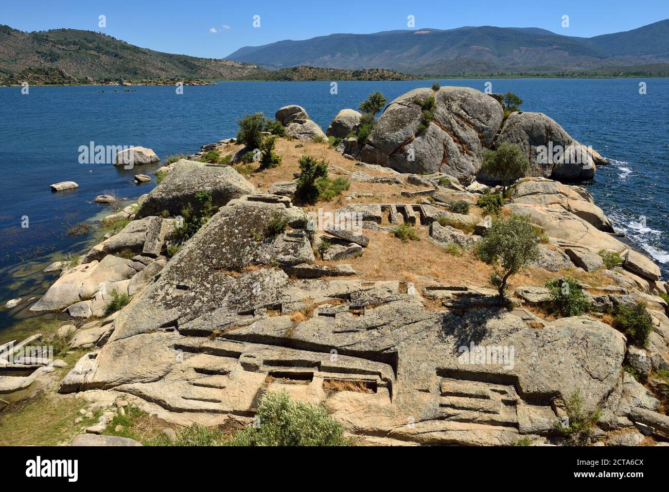 La Turquie, Héraclée par Latmus, nécropole antique dans Bafa Lake Nature Park Banque D'Images