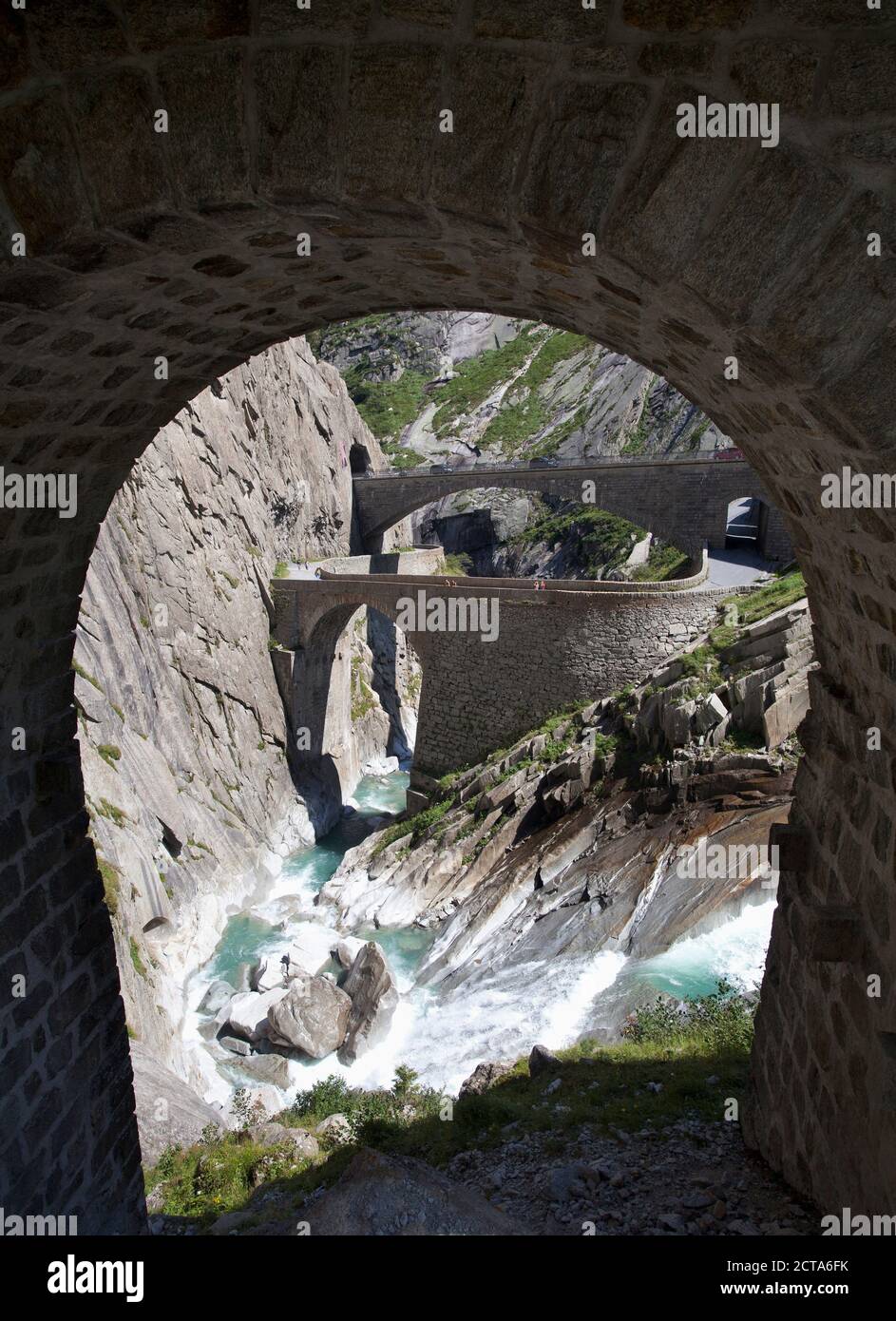 La Suisse, Uri, Pont du Diable dans les gorges de Schollenen Banque D'Images