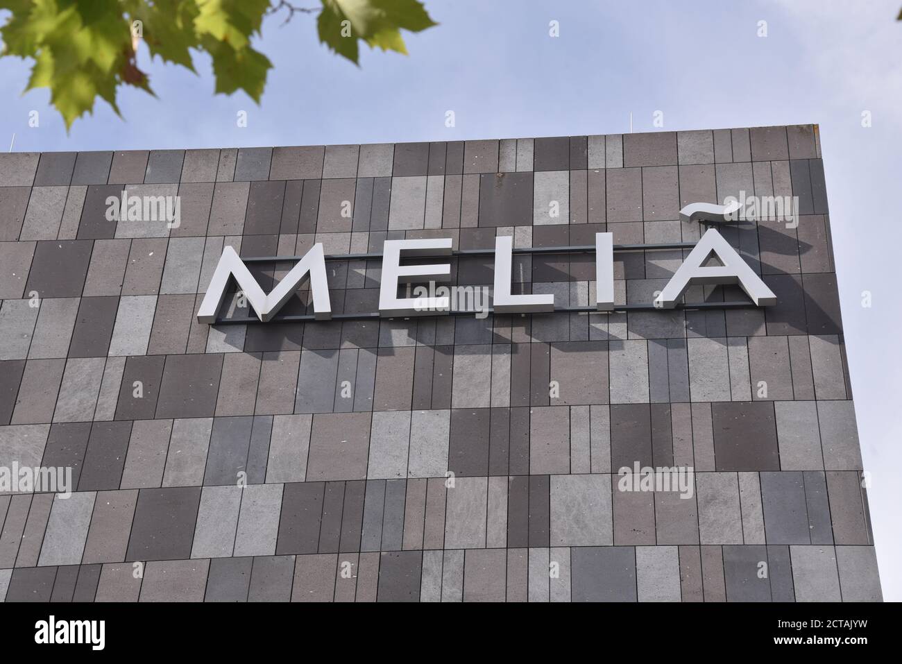 Luxembourg, Luxembourg. 20 septembre 2020. Lettrage de la chaîne hôtelière espagnole Meliá Hotels International dans un bâtiment. Credit: Horst Galuschka/dpa/Alay Live News Banque D'Images