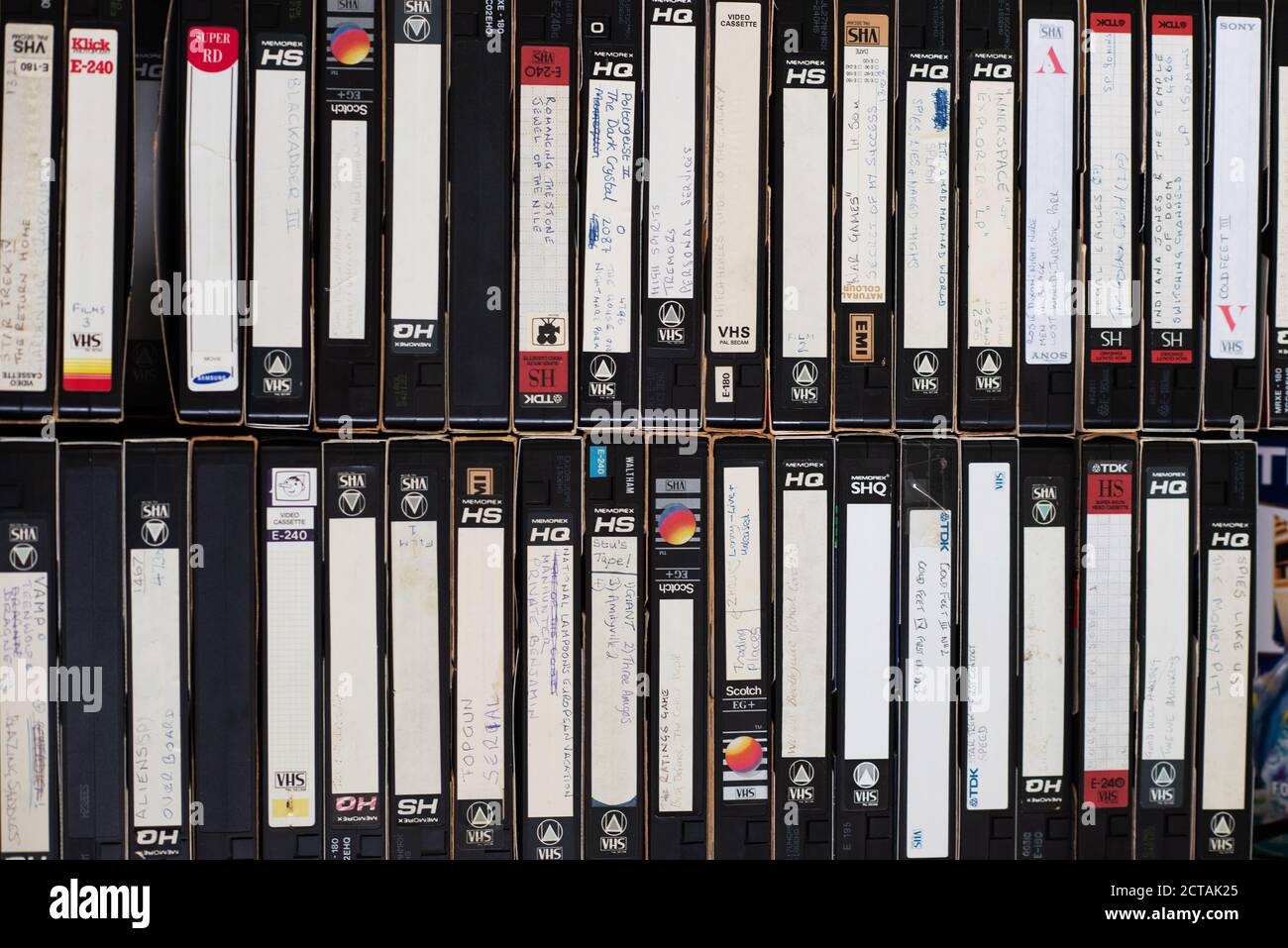 Collection de cassettes VHS Photo Stock - Alamy