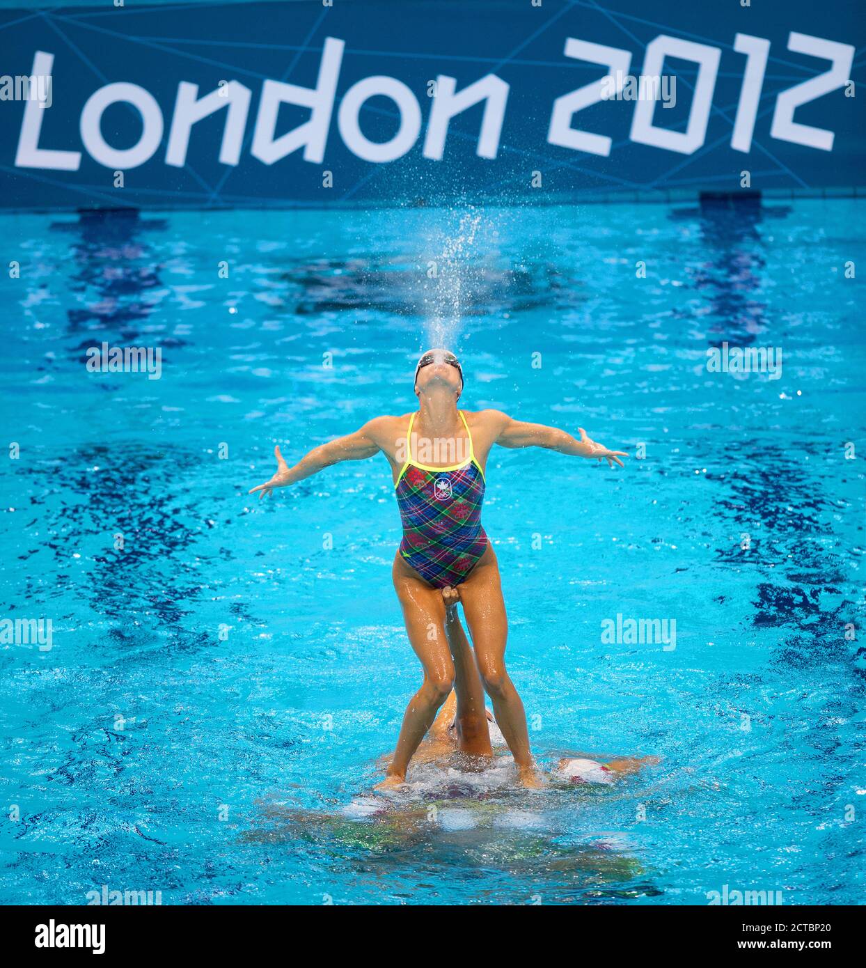 L'ÉQUIPE CANADIENNE DE NAGE SYNCHRONISÉE CENTRE AQUATIQUE DES JEUX OLYMPIQUES DE LONDRES 2012 Copyright photo : Mark pain 7/8/2012. 07774 842005 Banque D'Images