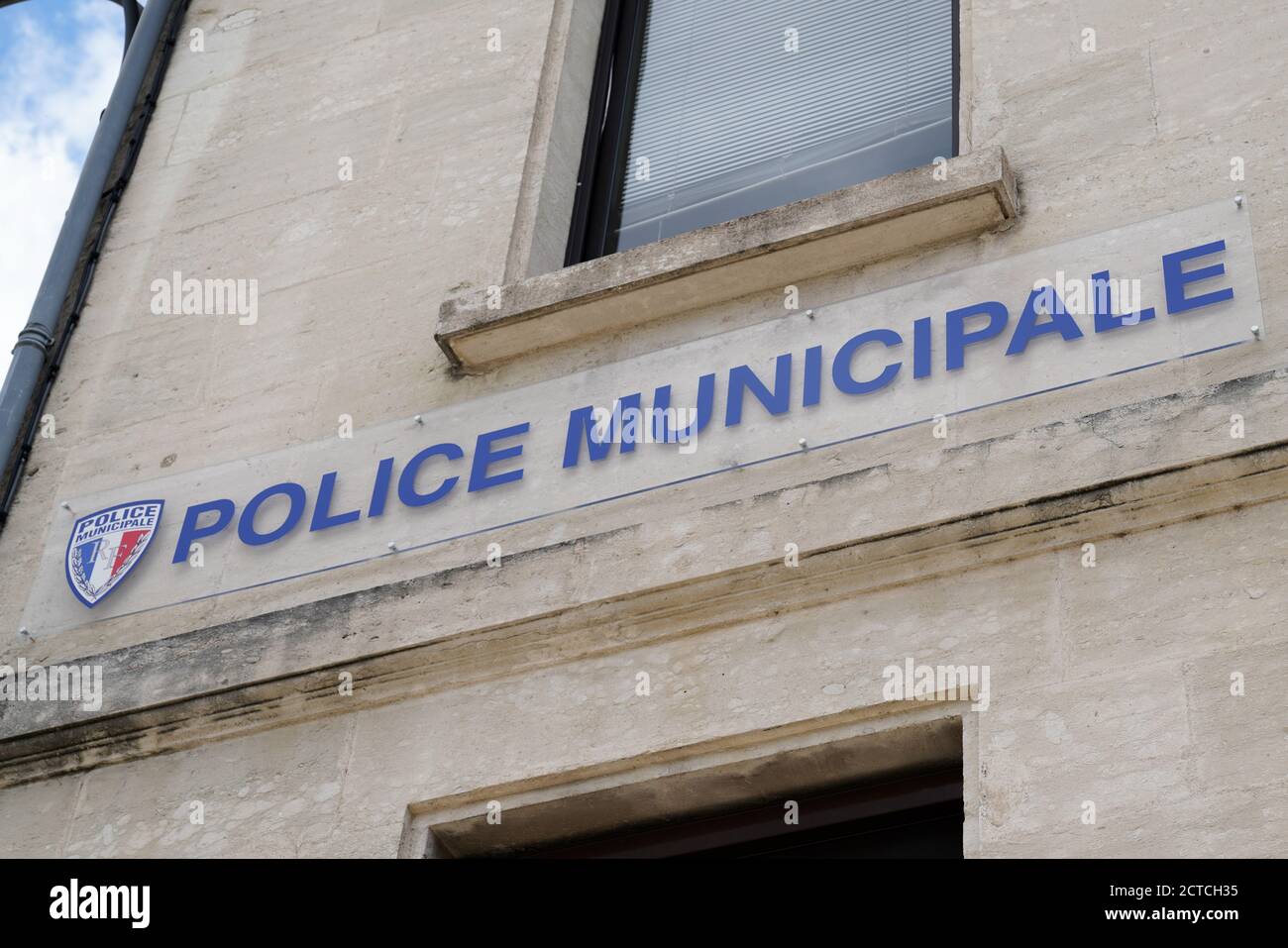Bordeaux , Aquitaine / France - 09 15 2020 : logo et enseigne de la police municipale en France Banque D'Images
