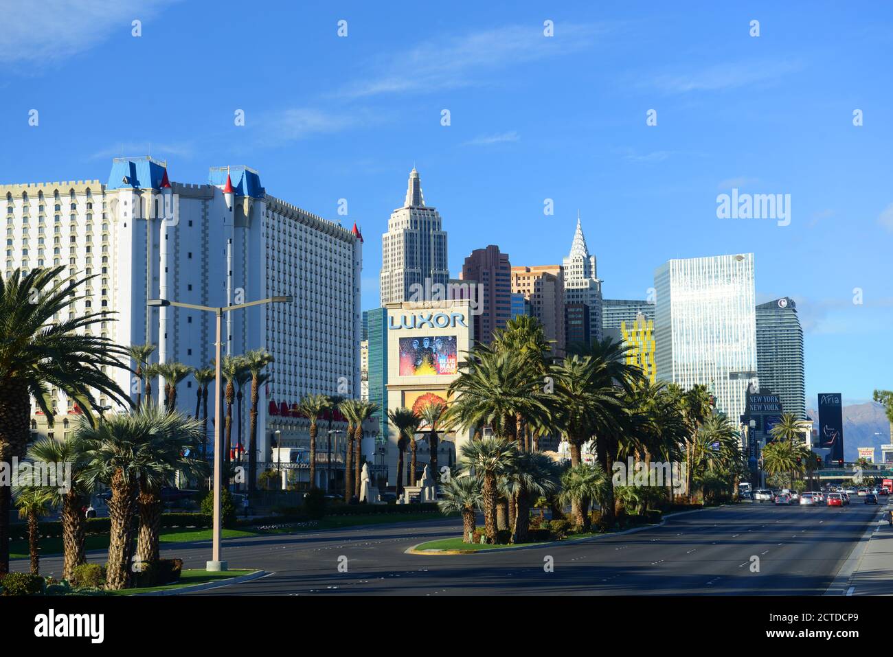 Las Vegas Strip orienté vers le nord, la photo inclut Excalibur, New York-New York, CityCenter et ARIA de gauche à droite à Las Vegas, Nevada, Etats-Unis. Banque D'Images