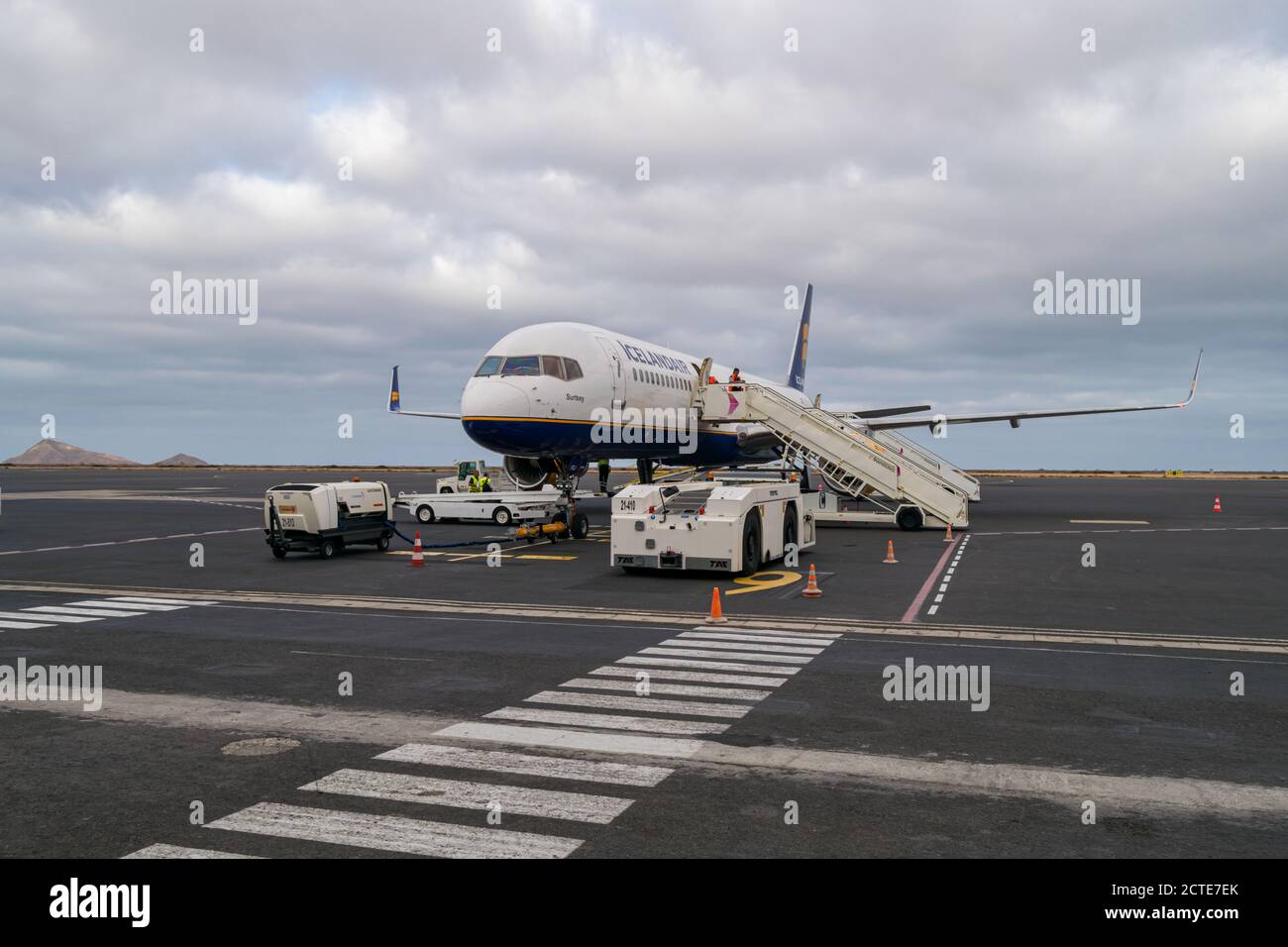 Airbus A320 Iceland Boeing, à bord de Cabo Verde ou de l'aéroport de Green Cape à Salt Island Ffring pour Cabo Verde Airlines. Banque D'Images