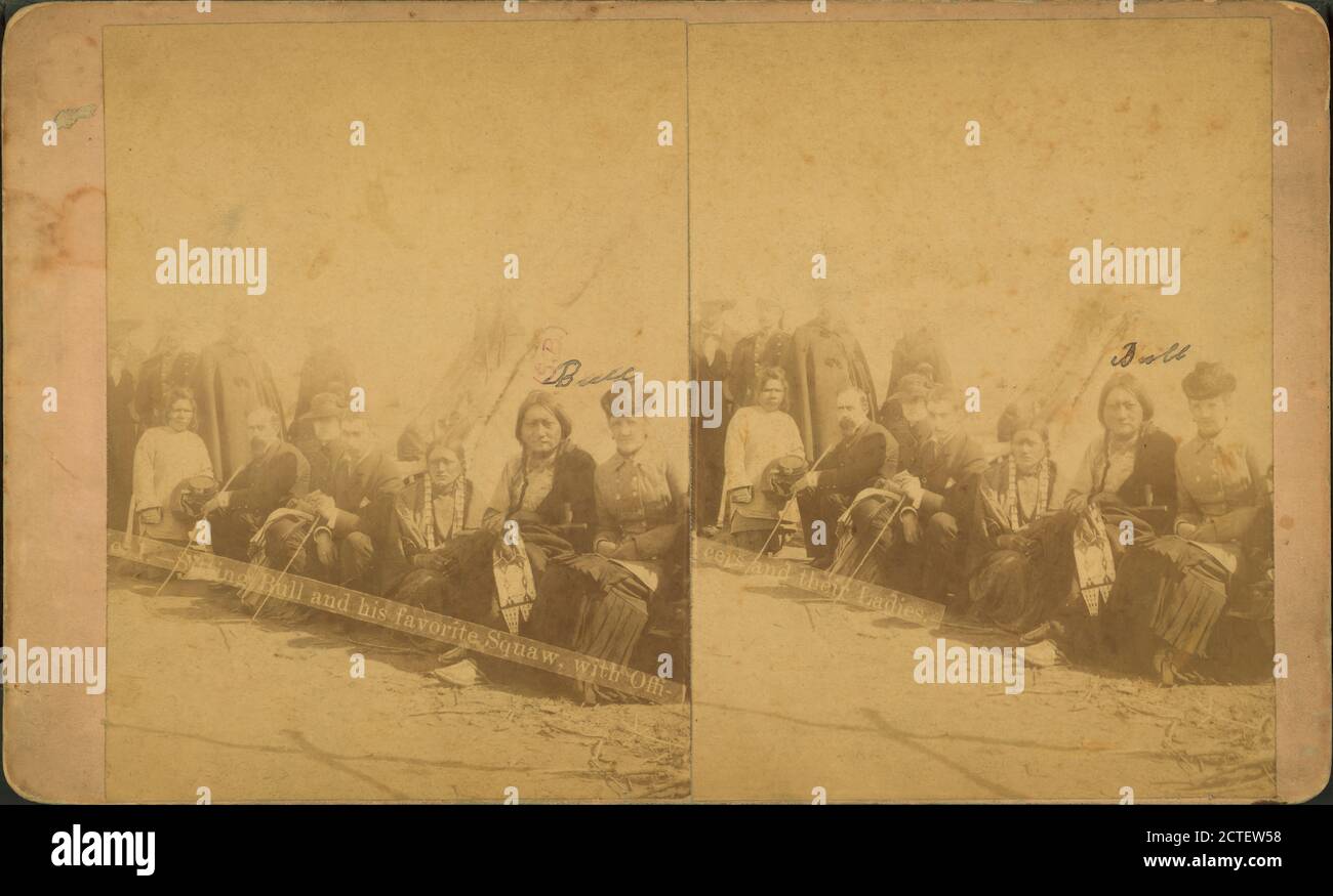 Sitting Bull et son squaw préféré, avec des officiers et leurs dames, Cross, W. R. (William R.), sitting Bull, 1834?-1890, Dakota du Nord, fort Randall (S.D. Banque D'Images