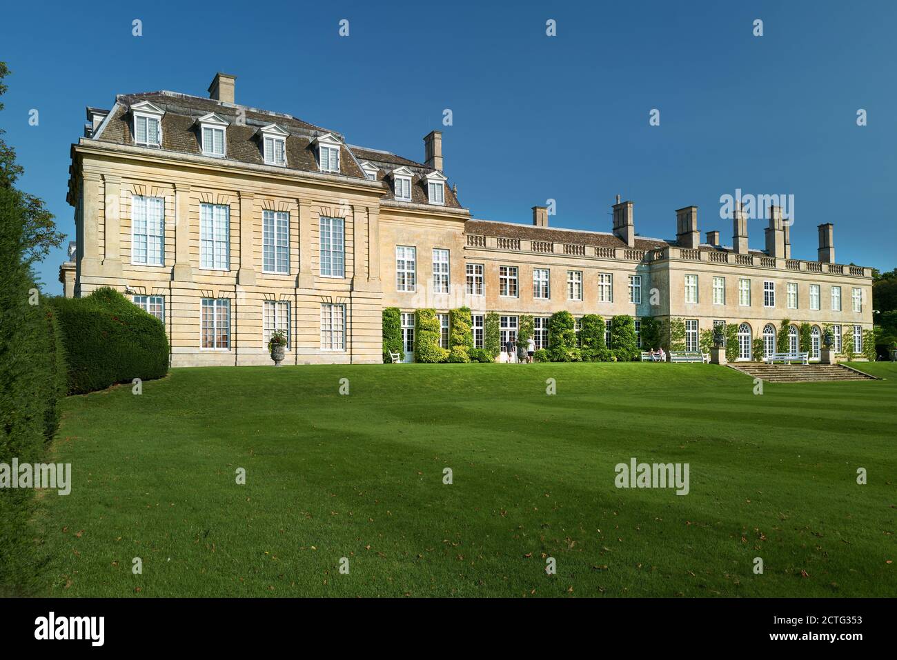 Côté sud de la maison de Boughton de Duke of Buccleuch, Kettering, Northamptonshire, Angleterre. Banque D'Images