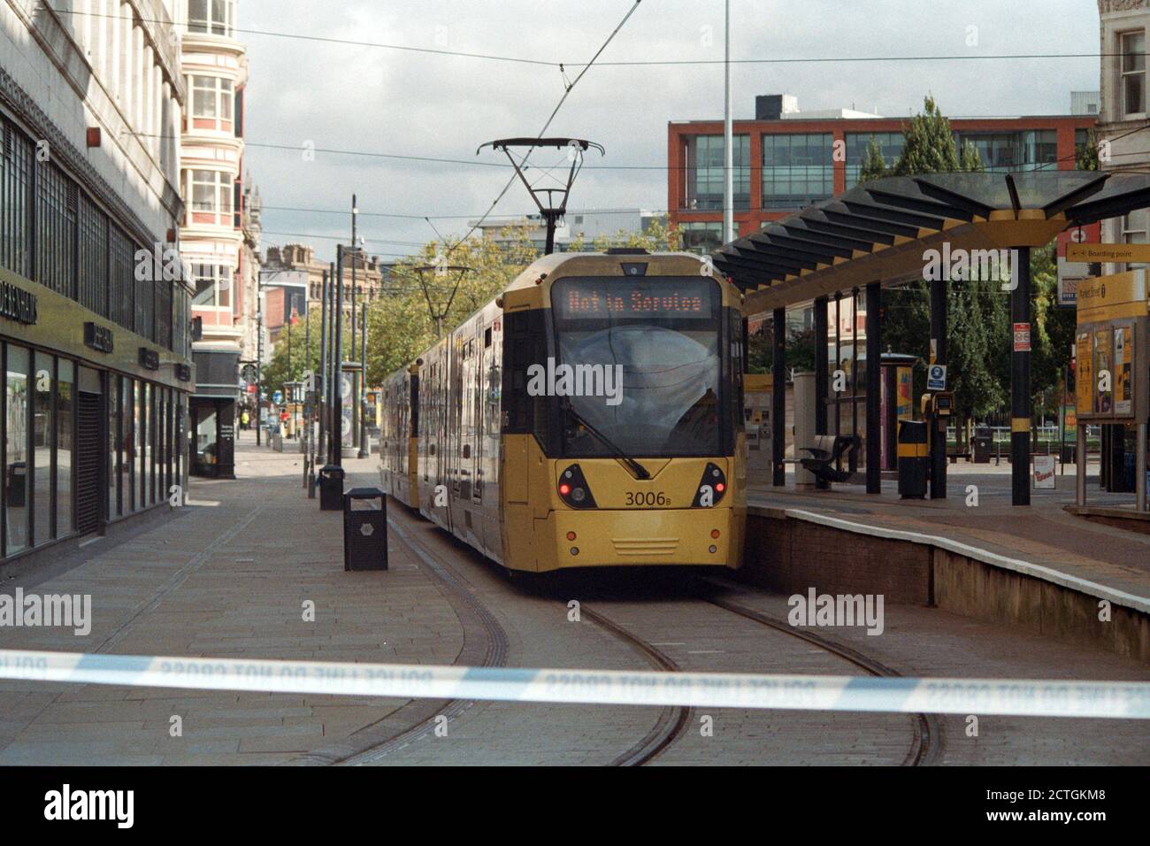 Manchester, 5 septembre 2020: En raison d'un "objet de fantaisie" a été trouvé dans un bus près de la gare routière de Manchester Piccadilly, le tram a été temporairement arrêté. Banque D'Images
