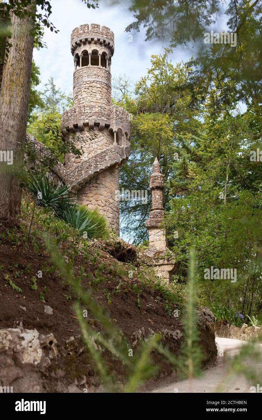 Sintra, Portugal - 11 septembre 2020 : la Quinta da Regaleira est l'un des monuments culturels les plus surprenants et énigmatiques de Sintra. Il Banque D'Images