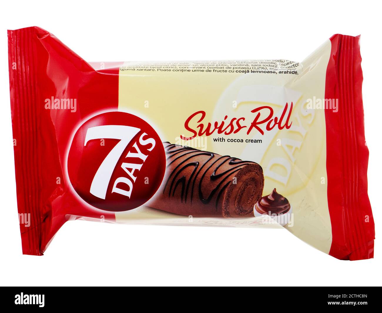 BUCAREST, ROUMANIE - 9 AVRIL 2016. Rouleau suisse de 7 jours avec crème de cacao isolée sur blanc Banque D'Images