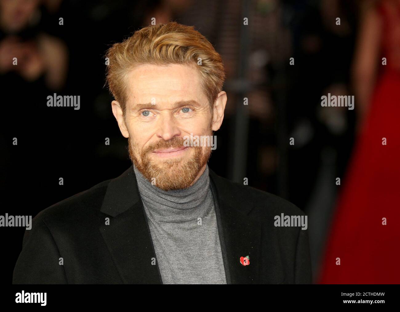 Willem Dafoe participe à la première mondiale « Murder on the Orient Express » au Royal Albert Hall le 2 novembre 2017 à Londres, Royaume-Uni. Banque D'Images