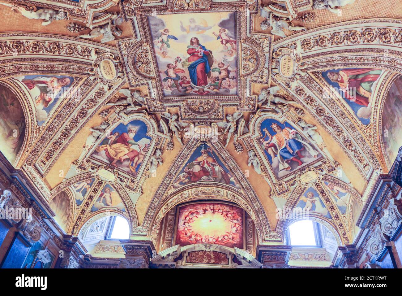 Rome, région du Latium, Italie. Plafond de l'église Santa Maria Maggiore (basilique Sainte-Marie-majeure). (Italien : 'Basilica di Santa Maria Maggiore') Banque D'Images