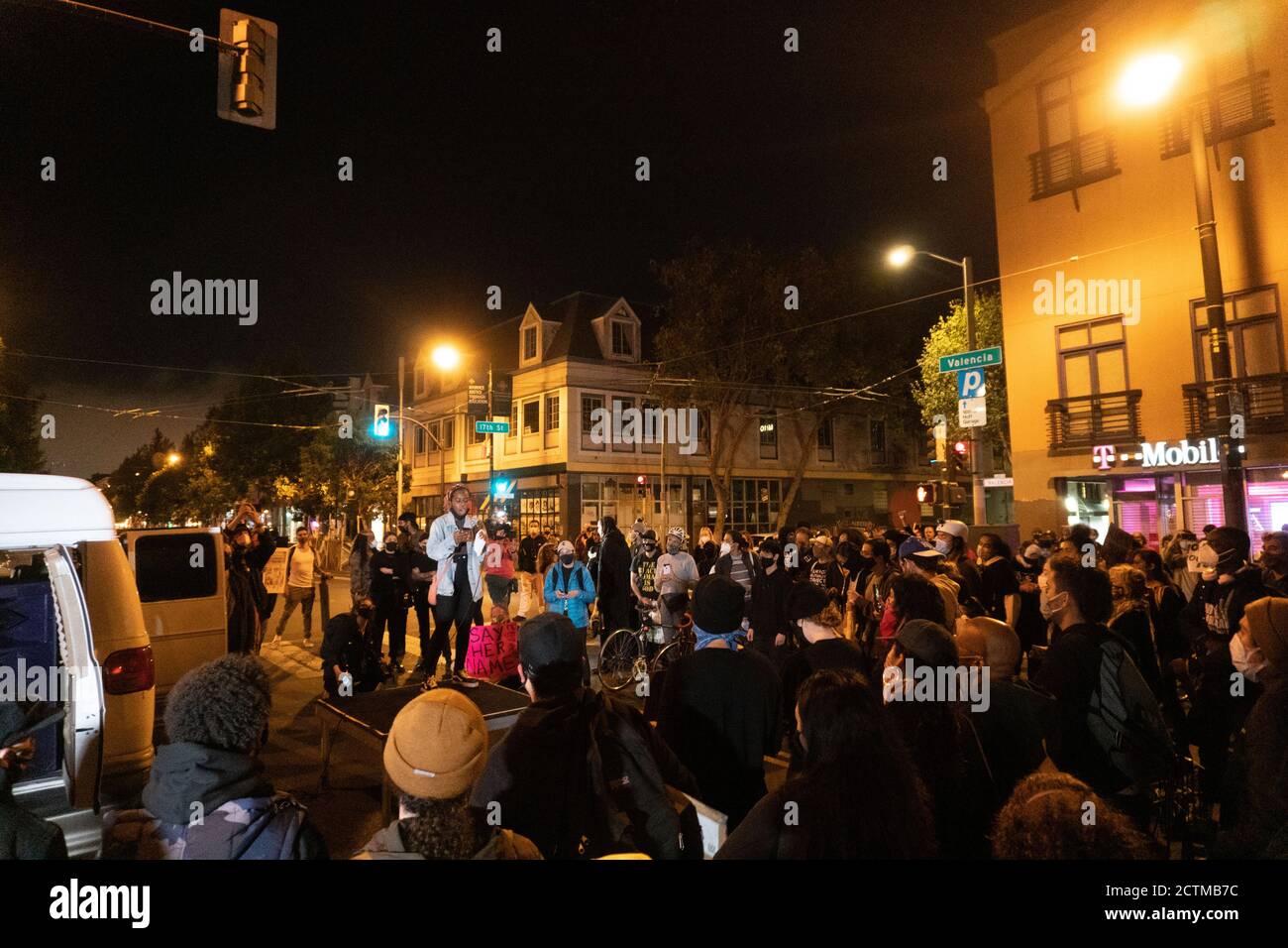 San Francisco, Californie, États-Unis. 23 septembre 2020. Définancer les manifestants de la SFPD à san Francisco pour protester contre la décision du jury de Breonna Taylor. Crédit: albert halim/Alay Live News Banque D'Images