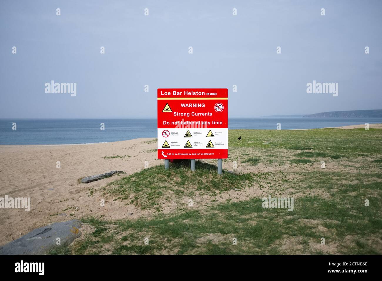 Panneau d'avertissement des garde-côtes à Loe Beach nar Helston et Porthleven, Cornouailles Banque D'Images