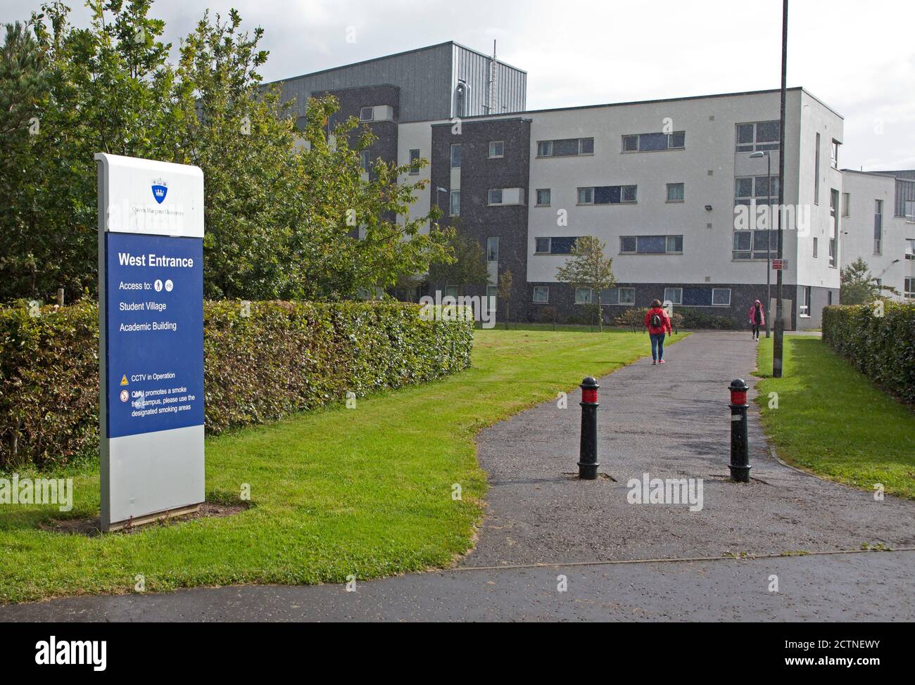 East Lothian, Écosse, Royaume-Uni. 24 septembre 2020. Un certain nombre d'étudiants de l'Université Queen Margaret dans les salles de résidence de Lothian est ont été informés de s'isoler, car on croit qu'ils auraient pu entrer en contact avec au moins un peson avec un cas positif de coronavirus Covid-19.Ceci suit les rapports de plusieurs autres universités écossaises informant un certain nombre de leurs étudiants à s'isoler. Le gouvernement écossais a annoncé que les étudiants ne peuvent pas retourner chez leurs parents. Banque D'Images