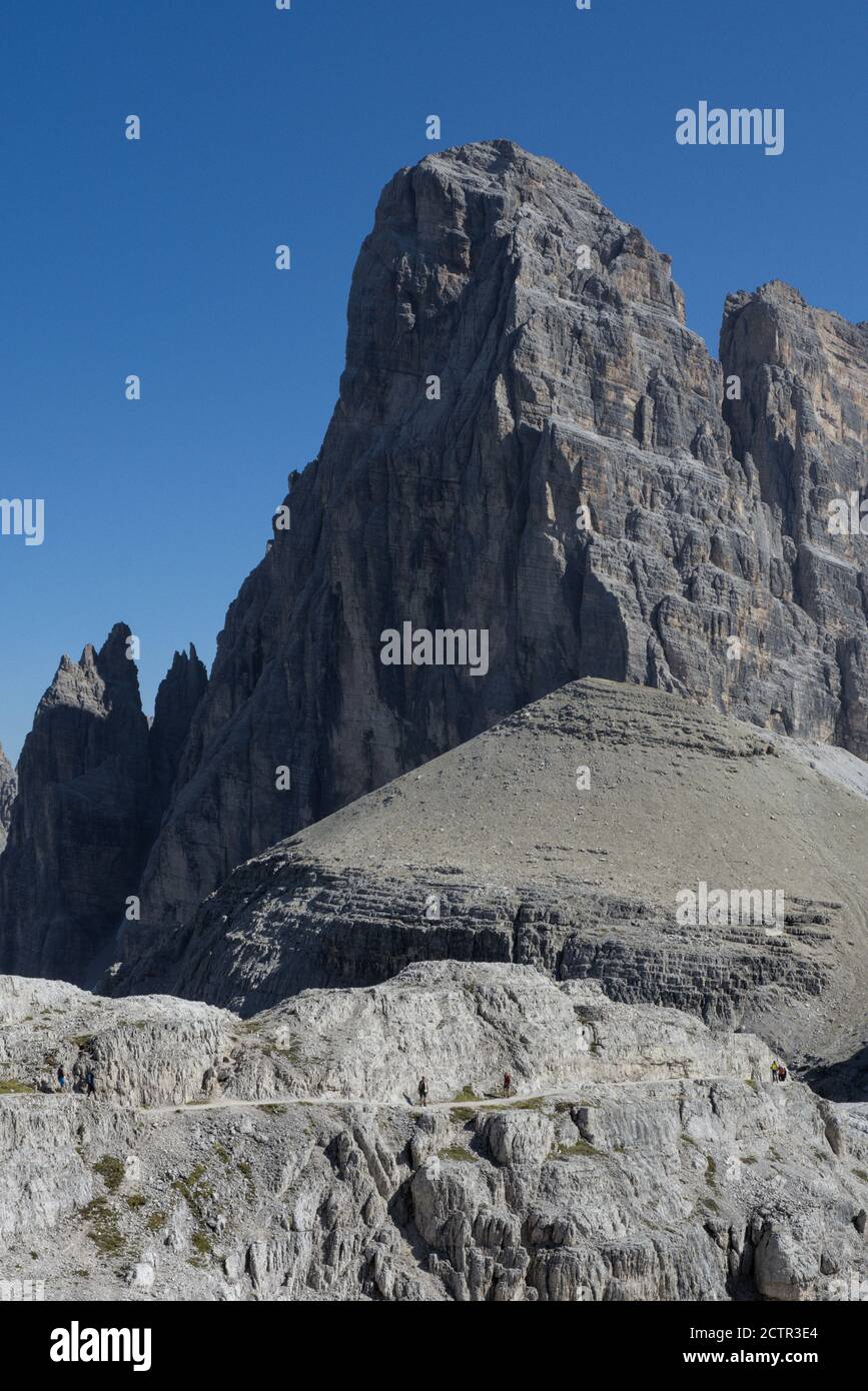 CIMA Dodici vu de Rifugio Pian di Cengia, situé dans les Dolomites Sexten, Tyrol du Sud, Italie Banque D'Images