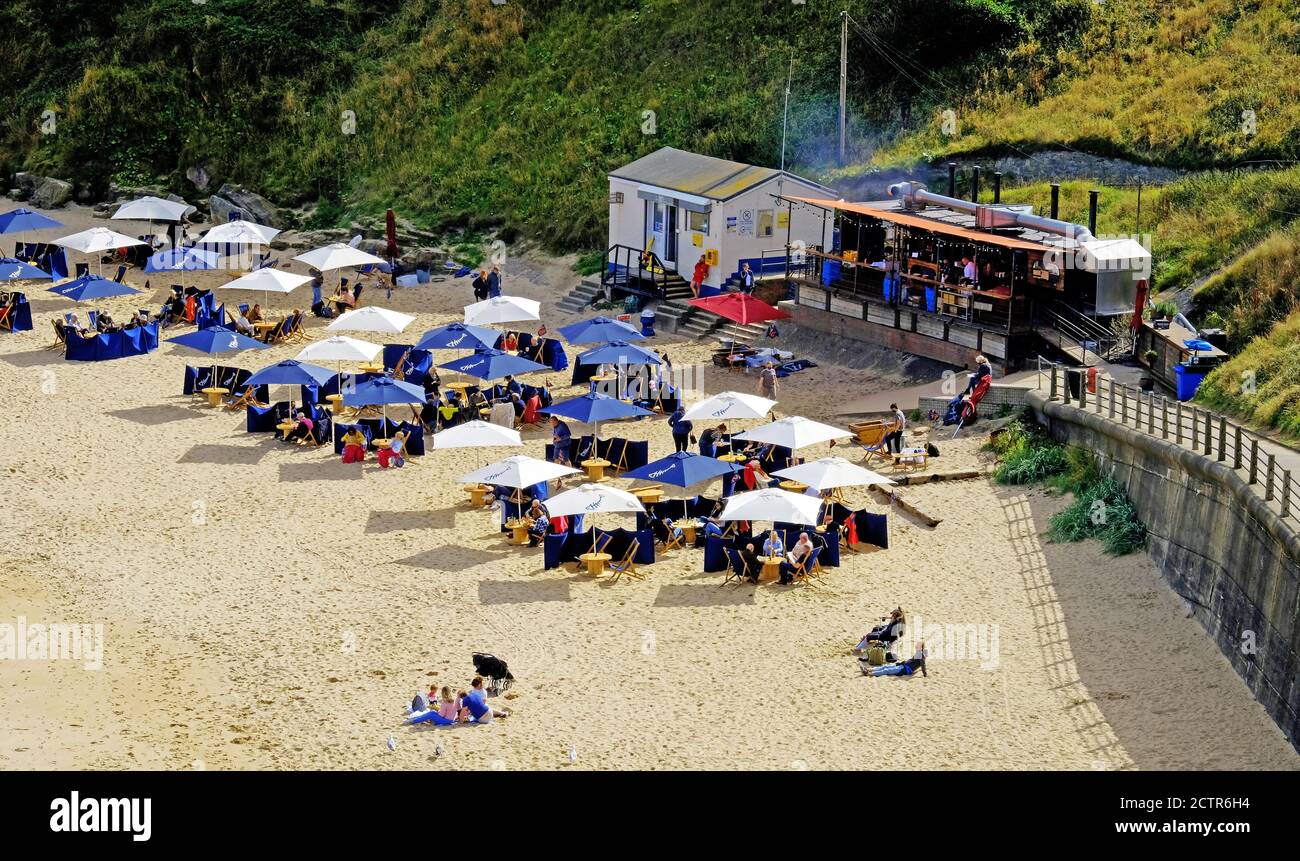 Rileys Fish Shack et clients King Edwards Bay Tynemouth Tyne Et l'usure Banque D'Images