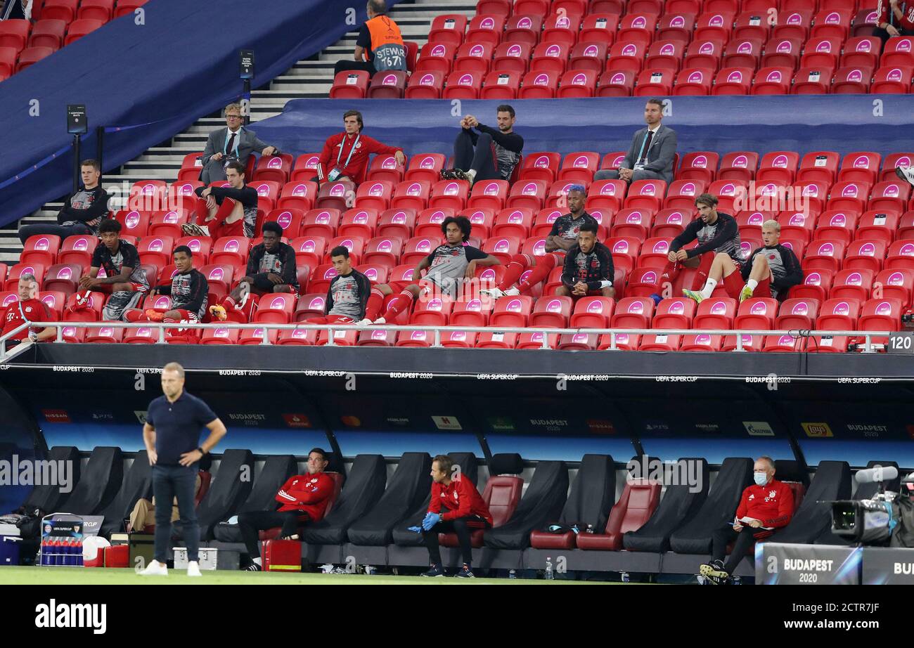 Budapest, Ungarn. 24 septembre 2020. Firo: 24.09.2020 Fuvuball, football UEFA Super Cup 2020 FCB FC Bayern Mvºnchen Muenchen - Sevilla FC Bayern Banque de remplacement à Tribvºne | utilisation dans le monde crédit: dpa/Alay Live News Banque D'Images