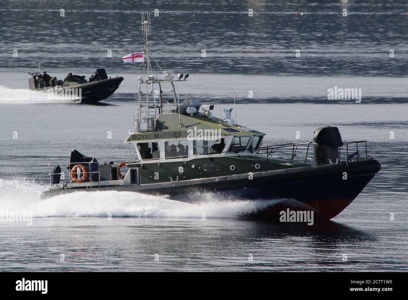 Royal Marines Craft, (Mull, un lancement en classe insulaire, et un raiding Offshore Craft), du 43 Commando Fleet protection Group, sur le Firth de Clyde. Banque D'Images