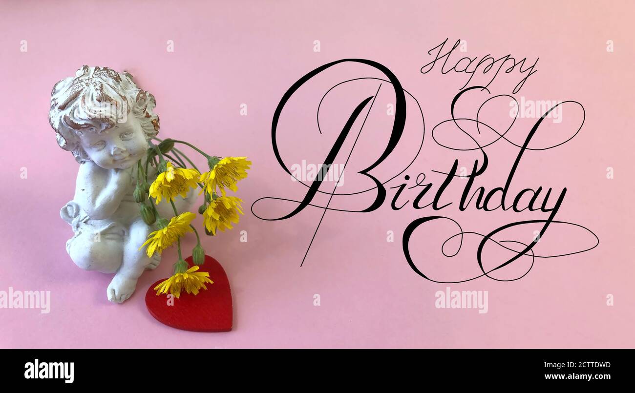 Carte Postale Ou Banniere Internet Avec Un Message D Anniversaire Avec L Inscription Joyeux Anniversaire Photo Stock Alamy