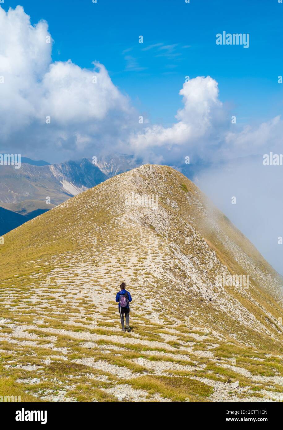 Monte Vettore (Italie) - le sommet du paysage du Mont Vettore, l'un des plus hauts sommets des Apennines avec ses 2,476 mètres. Région des Marches. Banque D'Images