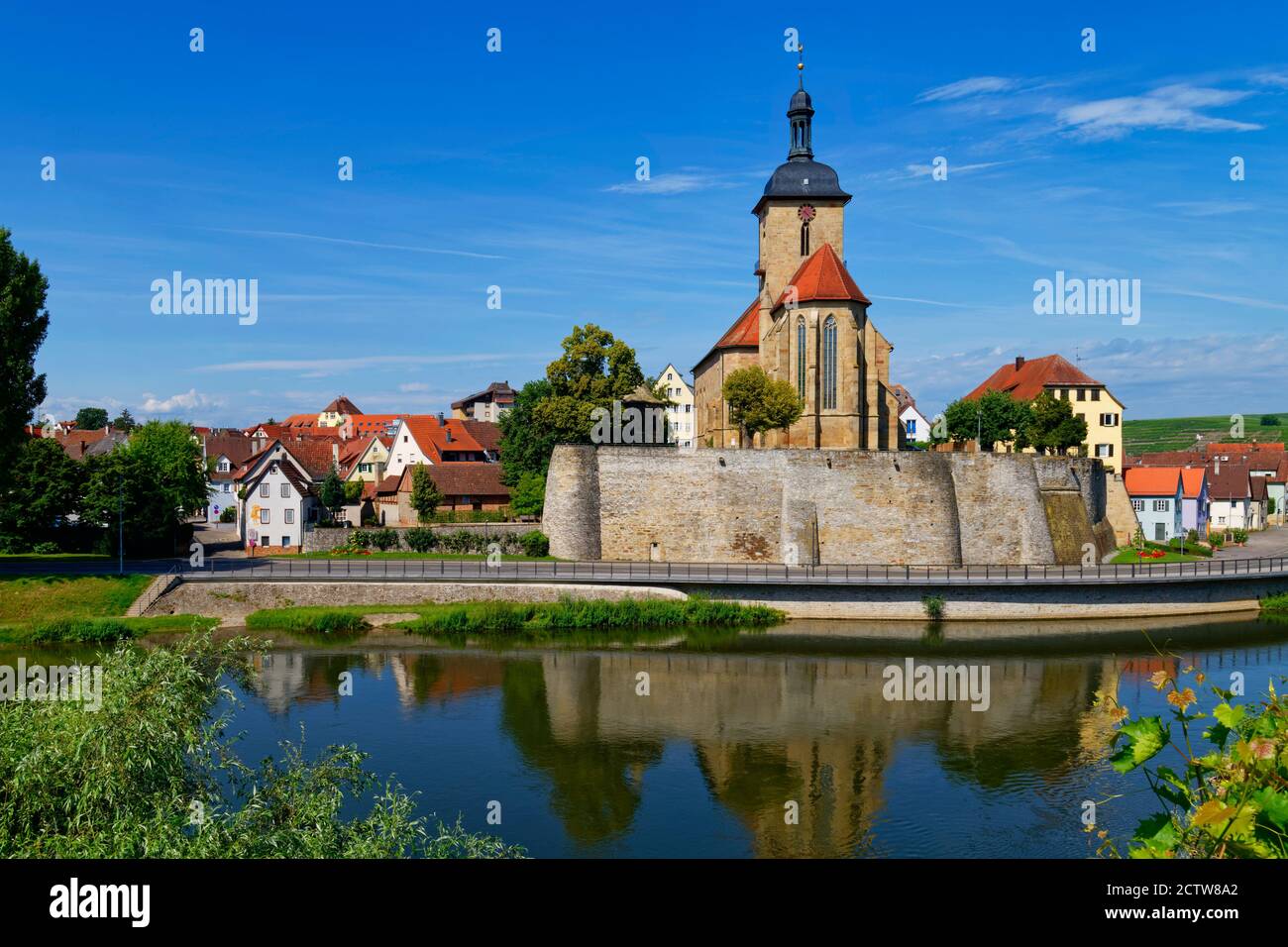 Lauffen am Neckar : église de Regiswindis au-dessus du Neckar, district de Heilbronn, Bade-Wurtemberg, Allemagne Banque D'Images