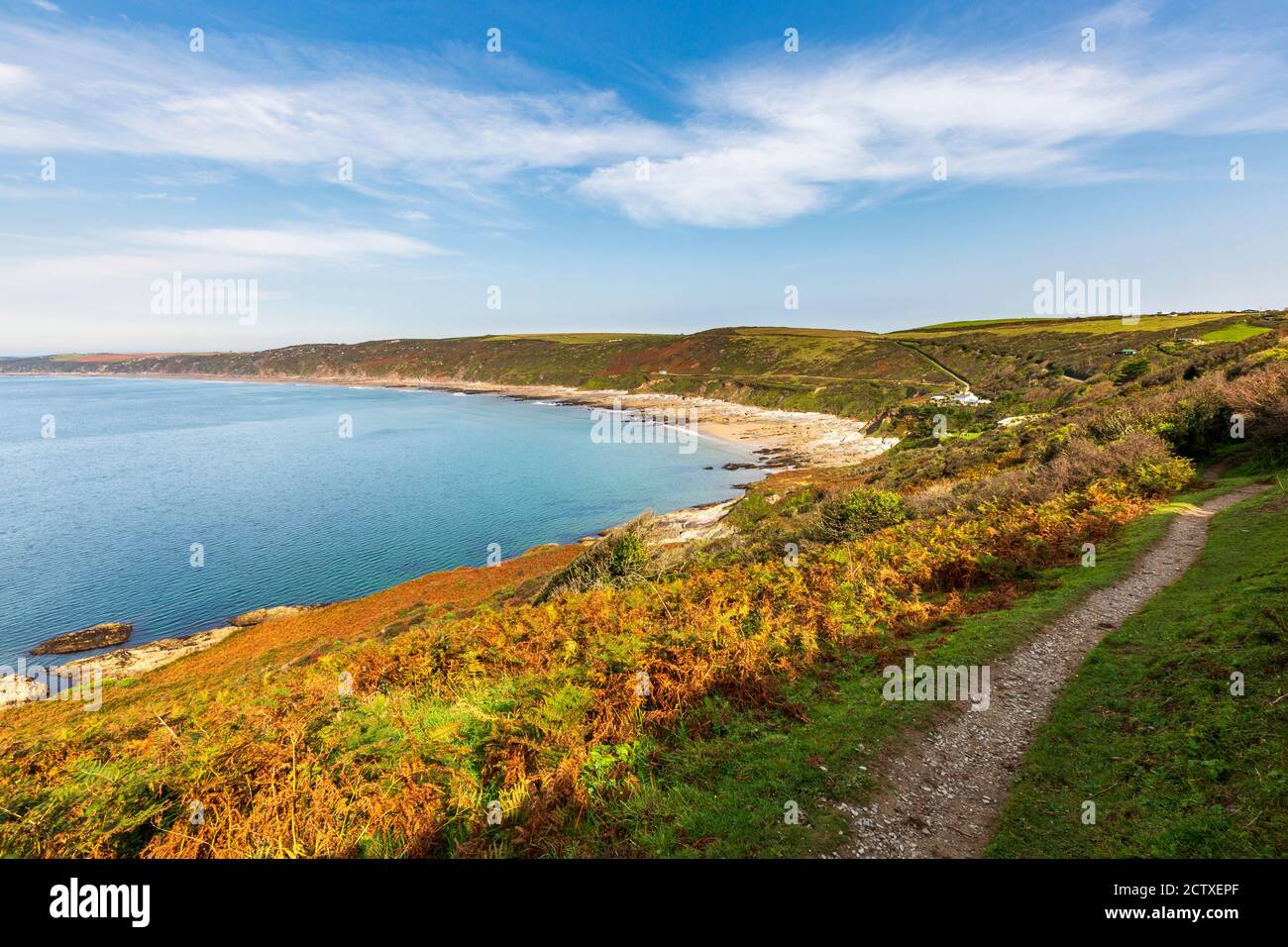 Whitsand Bay depuis le South West Coast Path sur la péninsule de Rame, à Cornwall, en Angleterre Banque D'Images