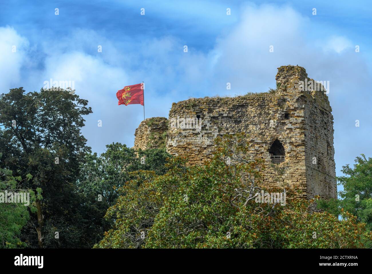 Talmont castle Banque de photographies et d’images à haute résolution