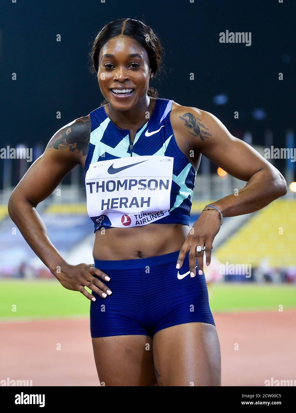 Doha, Qatar. 25 septembre 2020. Elaine Thompson-Herah, de la Jamaïque, célèbre après la finale du 100m féminin lors de la réunion d'athlétisme de la Diamond League 2020 à Doha, au Qatar, le 25 septembre 2020. Credit: Nikku/Xinhua/Alay Live News Banque D'Images