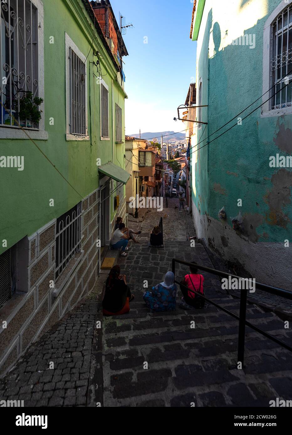 Konak, le centre culturel, artistique et de divertissement de İzmir, est fréquenté par les touristes locaux et étrangers. Banque D'Images