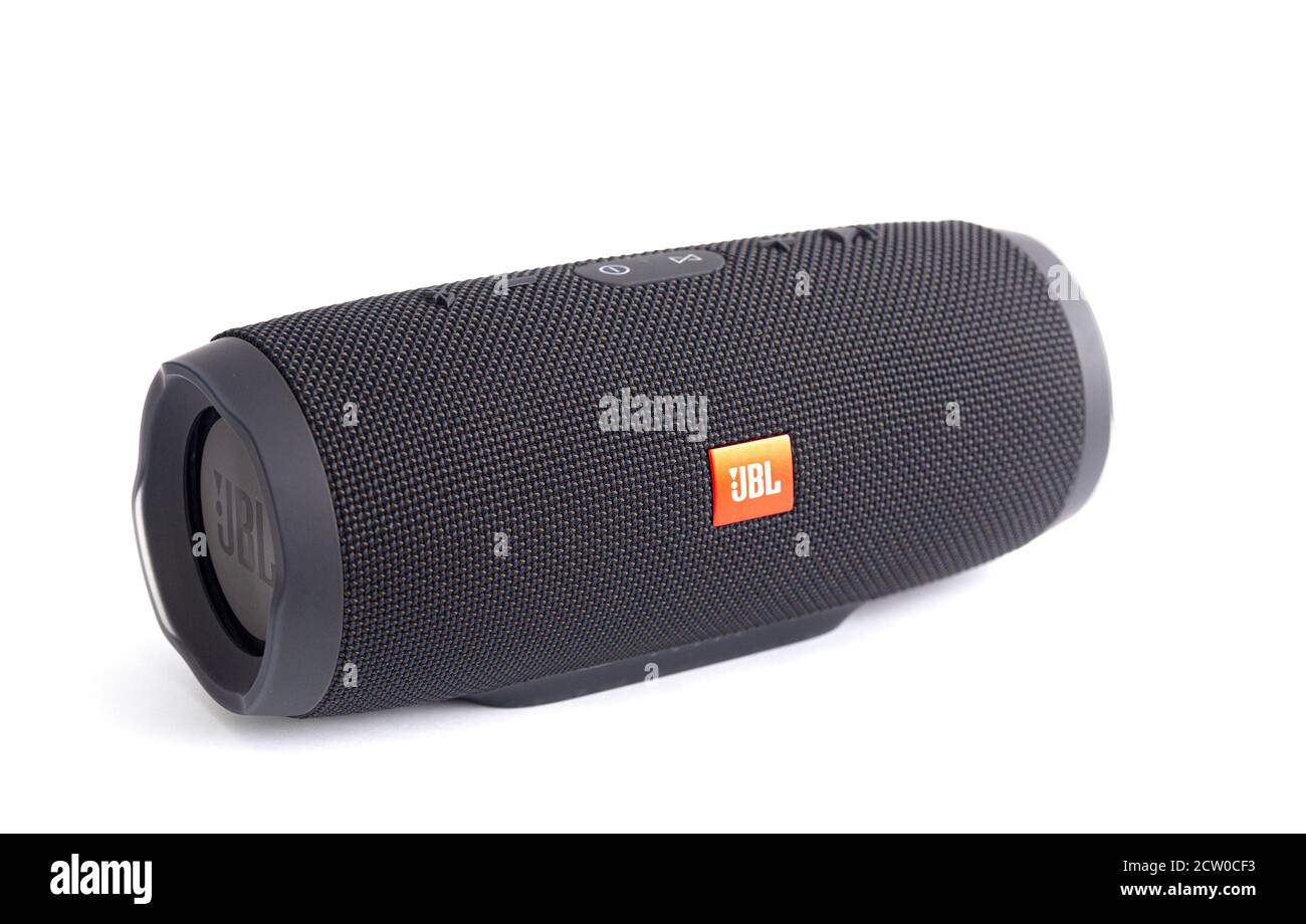 ALLEMAGNE, HAMM, 04.04.2020 : JBL charge 3, enceinte portable bluetooth noire, avec protection contre les intempéries. Banque D'Images