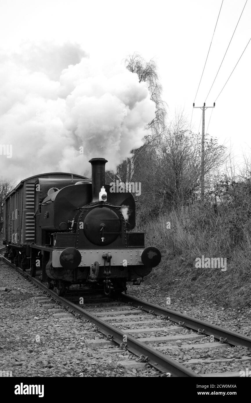 « Vulcan » et deux fourgonnettes couvertes sur la branche de Springwell. Banque D'Images