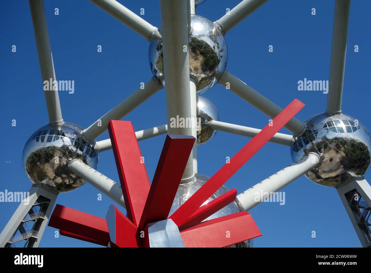 Bruxelles, statue abstraite Atomium Banque D'Images