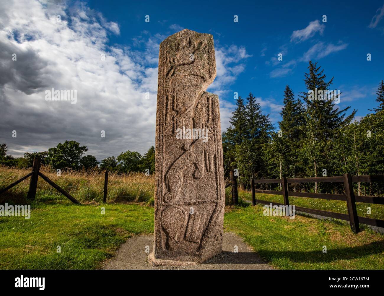 La Pierre de Maiden, une ancienne pierre de symbole de Pictish debout près d'Inverurie, Aberdeenshire, Écosse, Royaume-Uni Banque D'Images