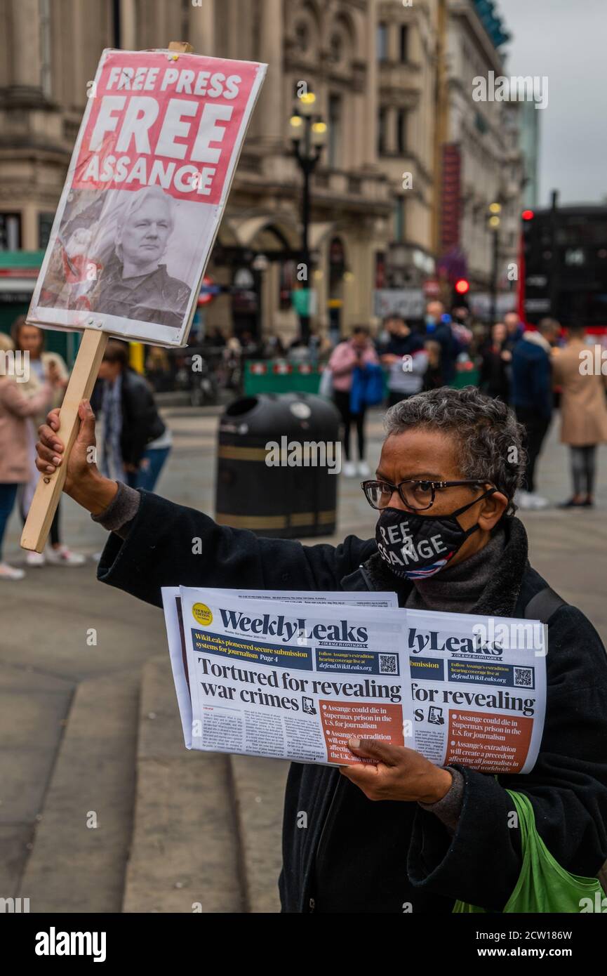 Londres, Royaume-Uni. 26 septembre 2020. Manifestation libre de Julian Assange à Piccadilly Circus. Crédit : Guy Bell/Alay Live News Banque D'Images